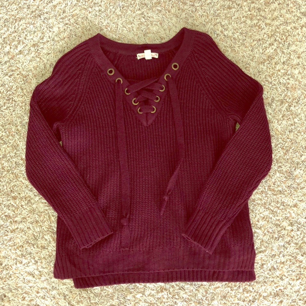 Maroon sweater